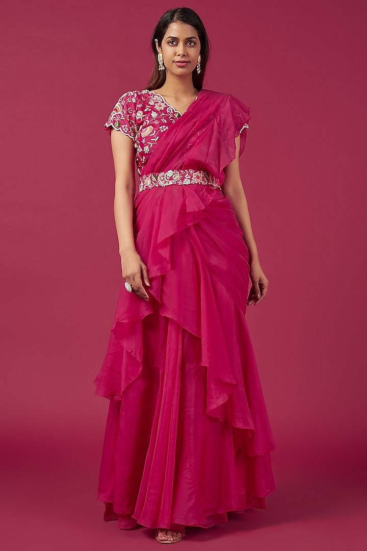 Cherry Red Organza Wedding Saree Set by Ojasvini at Pernia's Pop Up Shop